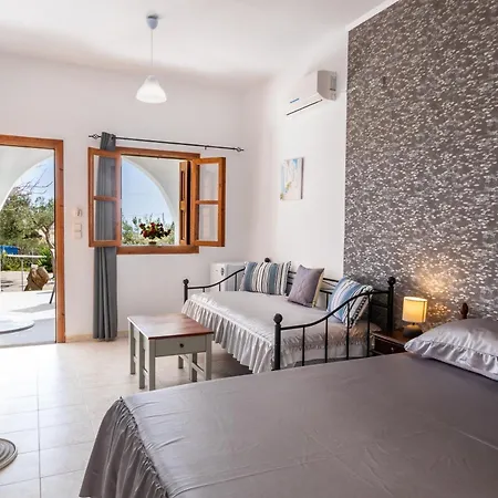 Perama Hotel, Karpathos Amoopi