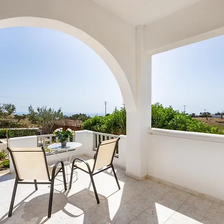 Perama Hotel, Karpathos