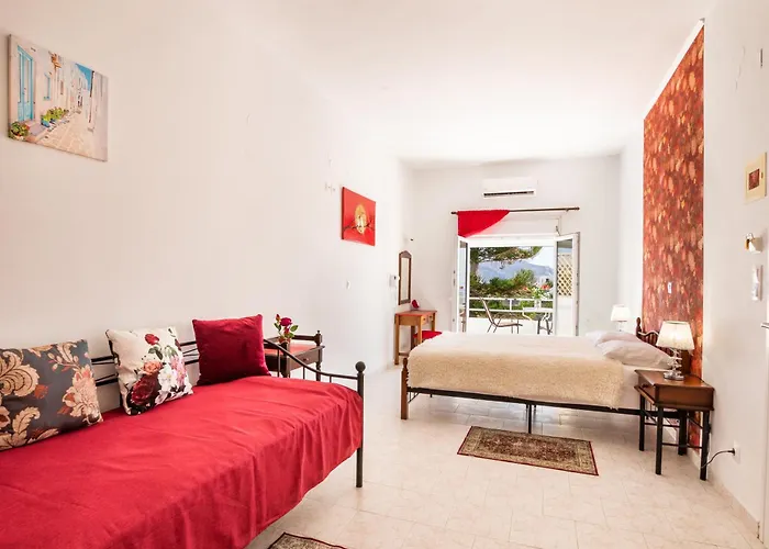 Perama Hotel, Karpathos أموبي